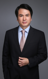 Dean and MBA Education Center Director:Lin Song